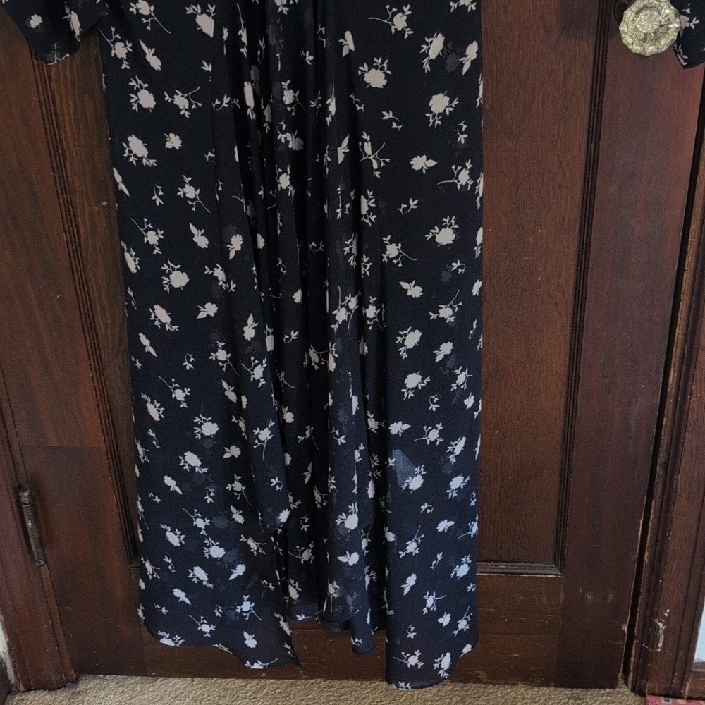 Cabi Size 14 Dream Dress Navy Floral Sheer With Slip - Picture 8 of 12